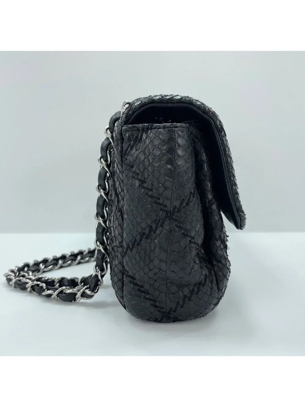 Chanel Shoulder Bag 25